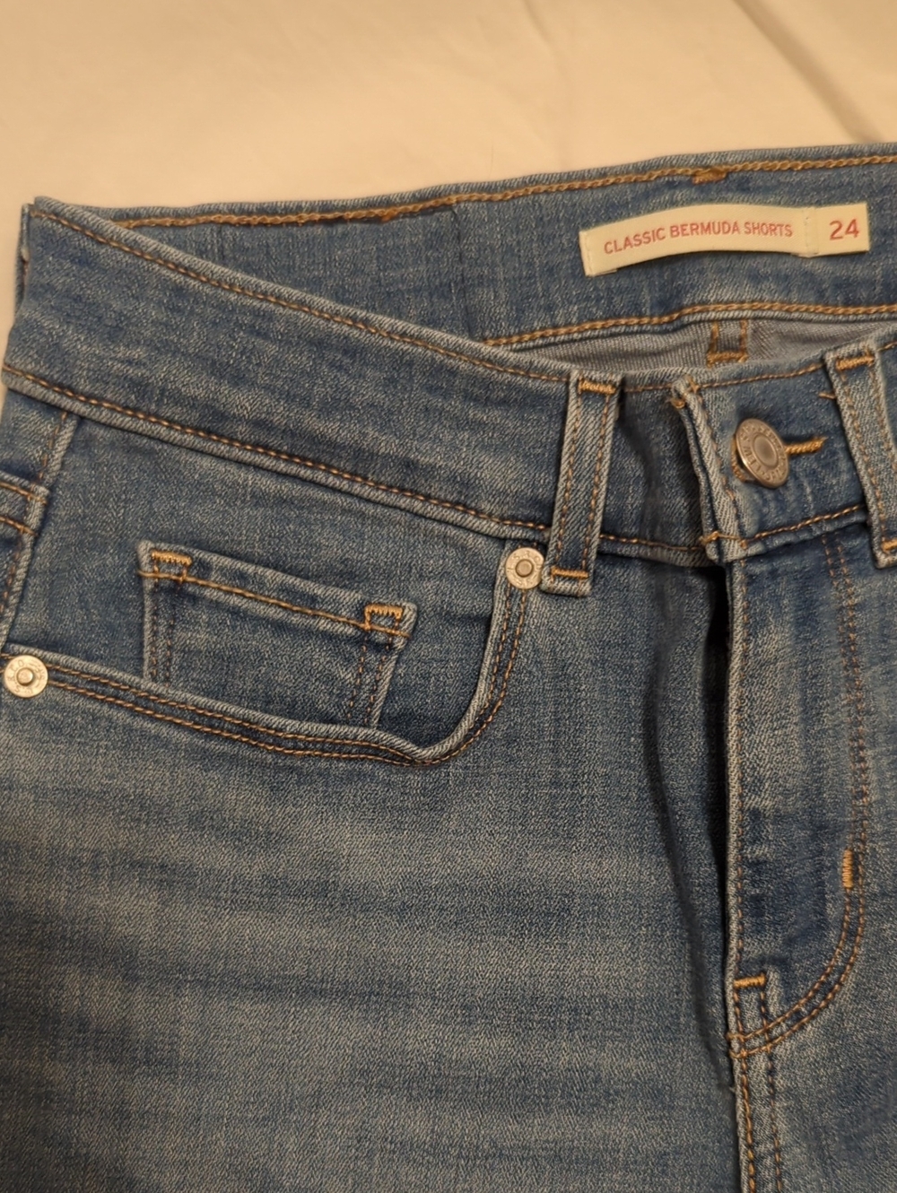 Levis Classic Bermuda Shorts